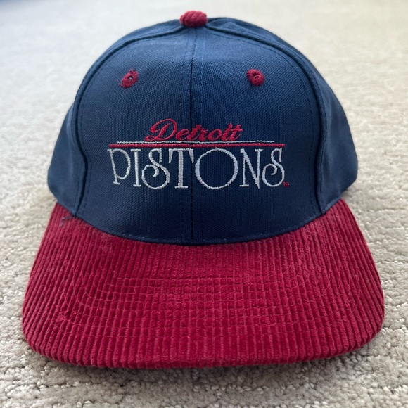 Detroit Pistons Other - VINTAGE Detroit Pistons Blue and Red Cap